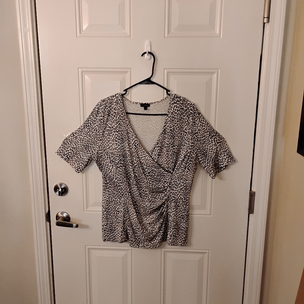 Talbot's Faux Wrap Leopard Print V-Neck Women's Top Size Large